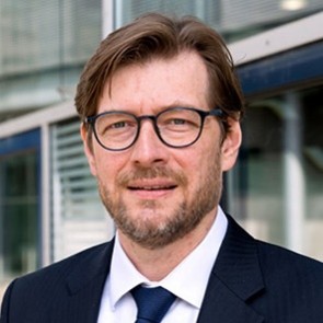Prof. Dr. Sascha Röck